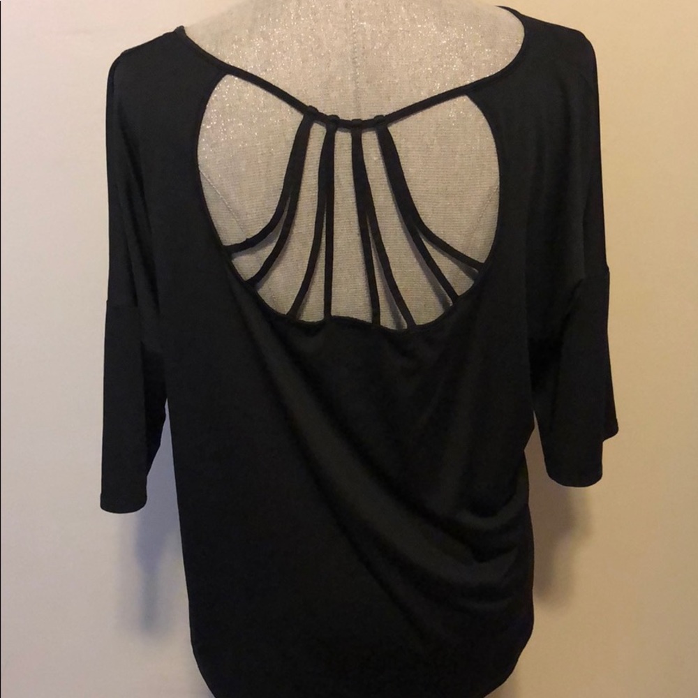 Maurice’s in motion shirt